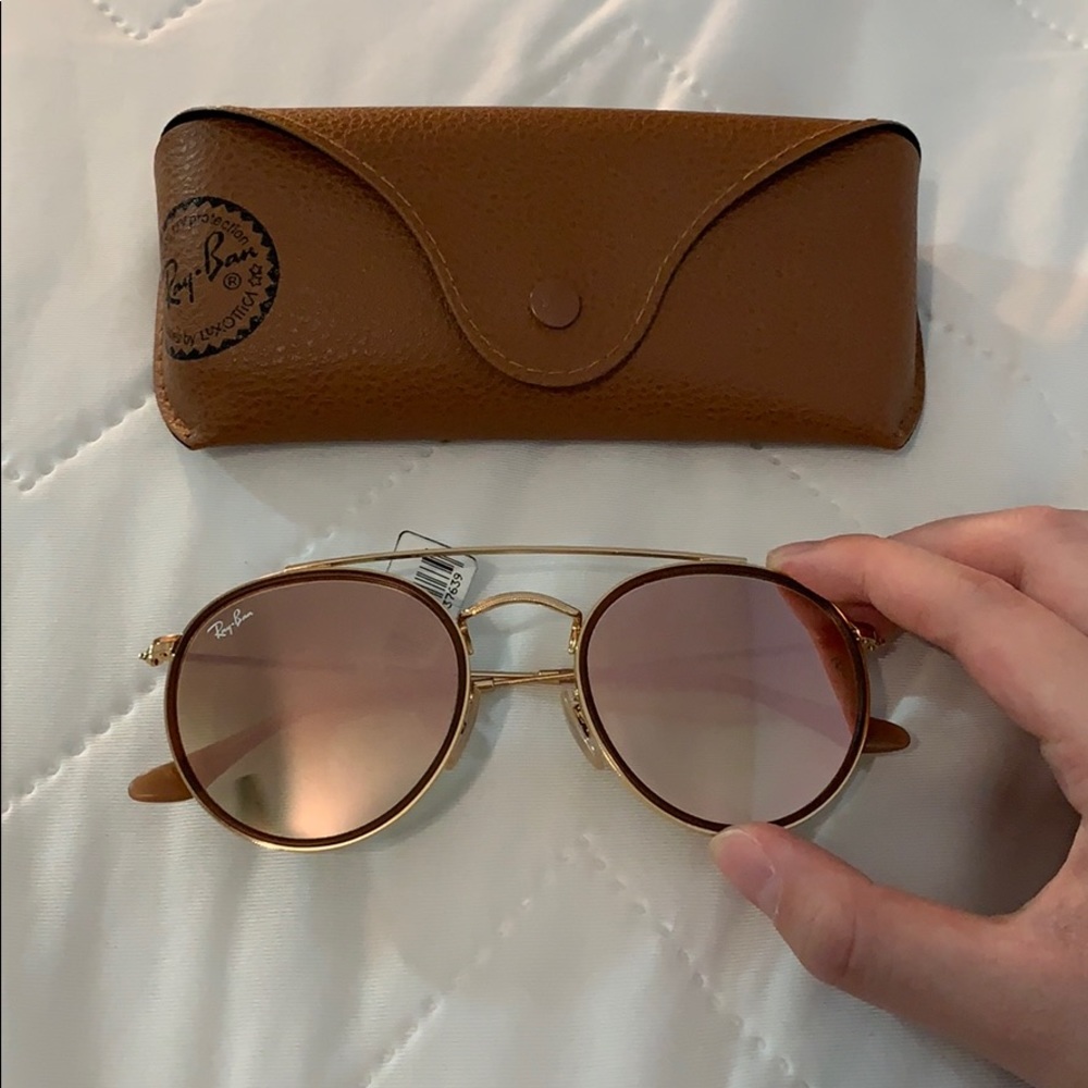 Authentic. Rose Gold Flash Double Bridge Round